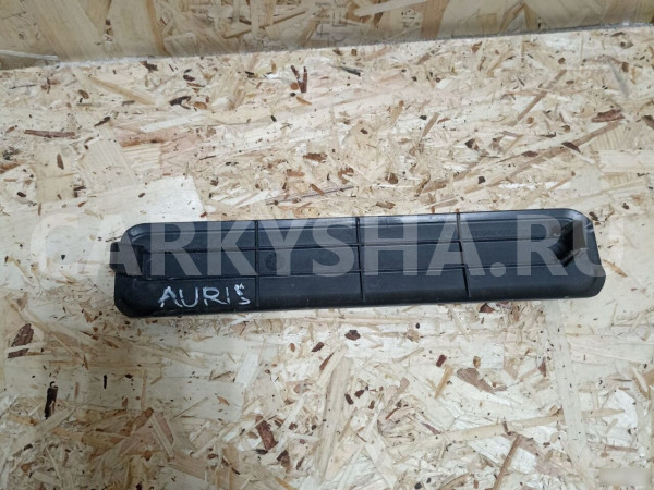 Крышка VIN номера Toyota Auris E150 Toyota Auris оригинальный номер 58569-02030