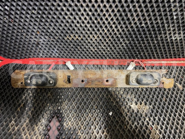 Подсветка номера Subaru Legacy 3 1999 84301AE000 УНИВЕРСАЛ EJ25 Subaru Legacy 