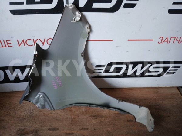 крыло переднее левое Toyota Vitz 