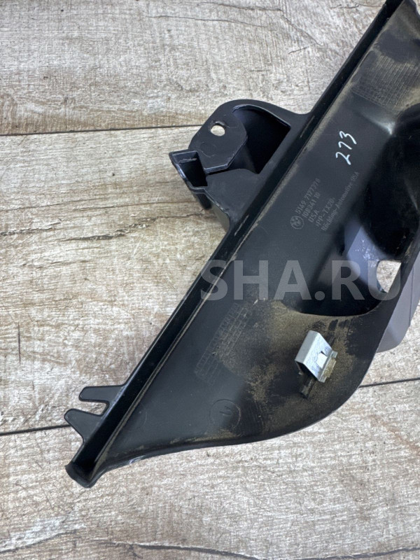Накладка замка багажника на BMW X5 (E70) BMW X5 оригинальный номер 51497177378