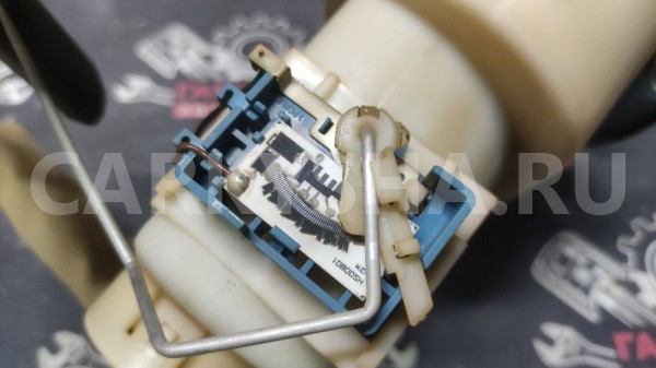 Насос топливный станция Hyundai Tucson G4GC 2.0 Hyundai Tucson оригинальный номер 311102E000