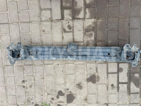 Усилитель переднего бампера Hyundai Getz Hyundai Getz оригинальный номер 865301C300
