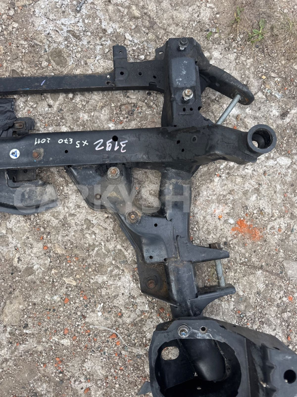 Подрамник передний x5 e70 рестайлинг, обычный BMW X5 оригинальный номер P677935703