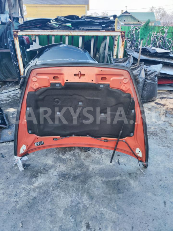 Капот Volvo C30 оригинальный номер 31371415