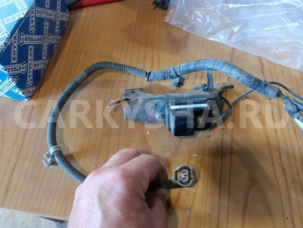 проводка подсветки номера с видеокамерой Mitsubishi Lancer 