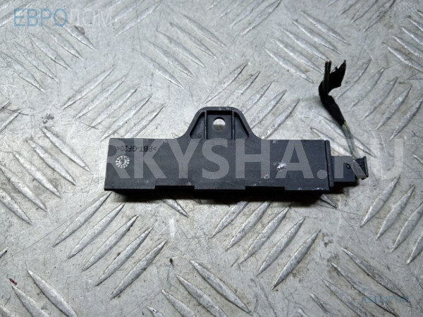 Антенна BMW M4 F82/F83 (2014—2017) BMW M4 оригинальный номер 65209220832