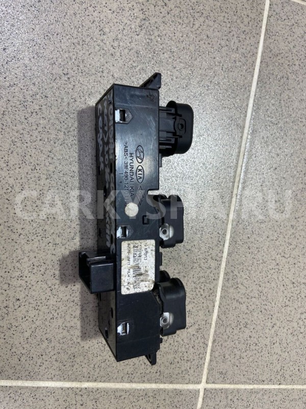Блок стеклоподъемников Hyundai Solaris G4FA Hyundai Solaris оригинальный номер 39F4901210