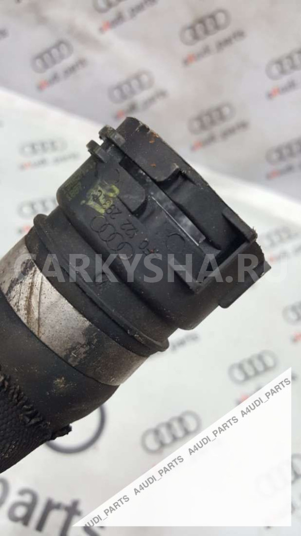 Патрубок радиатора Audi A4 B8 рестайлинг (2011—2015) Audi A4 оригинальный номер 4F0122293C