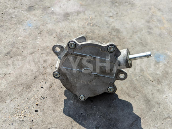 Вакуумник Toyota Wish оригинальный номер 2930037010