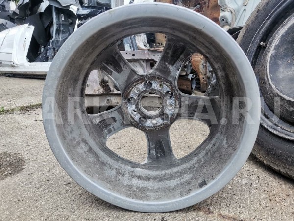 Диск Mercedes V класс W477 R17   
