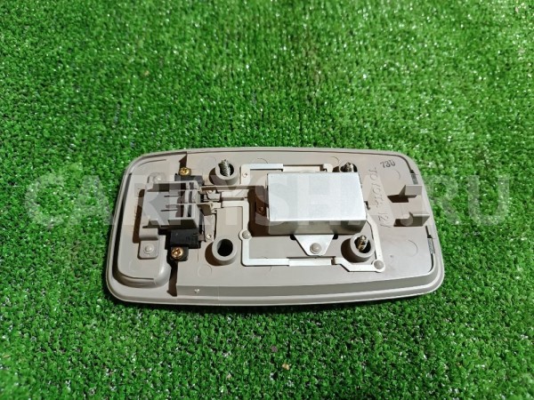 Плафон салонный задний Toyota Windom 