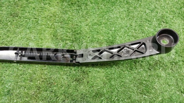 Поводок стеклоочистителя Kia Soul II (2013—2016) Kia Soul оригинальный номер 98302B2000