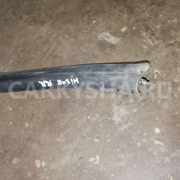 Уплотнитель двери Toyota Hilux VII рестайлинг (2011—2015) Toyota Hilux оригинальный номер 681420K010