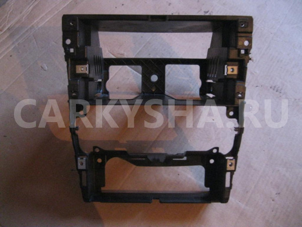 Рамка магнитолы Ford Mondeo IV 2007-2015 Ford Mondeo оригинальный номер 1677921