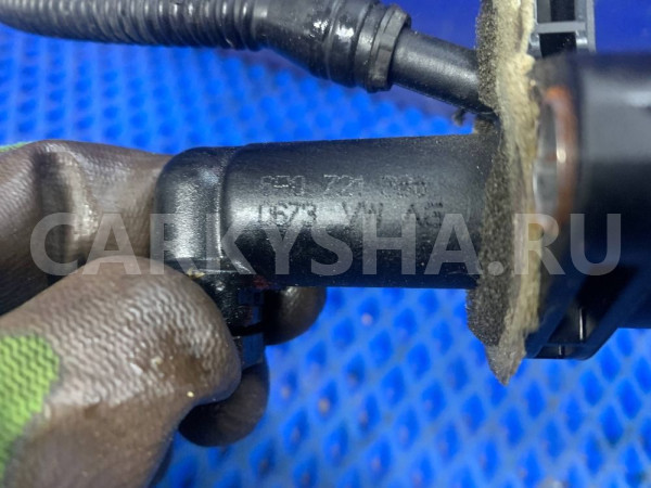 Цилиндр сцепления главный  Volkswagen Polo 5 Volkswagen Polo оригинальный номер 6RU721405A