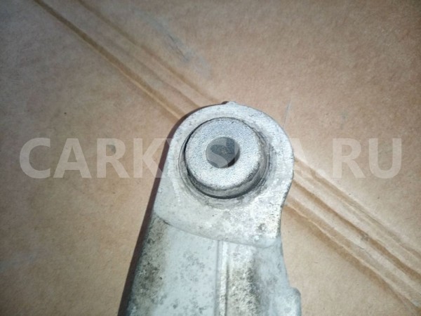 Рычаг задний правый Range Rover Sport 2 2018 Land Rover Range Rover оригинальный номер LR098771