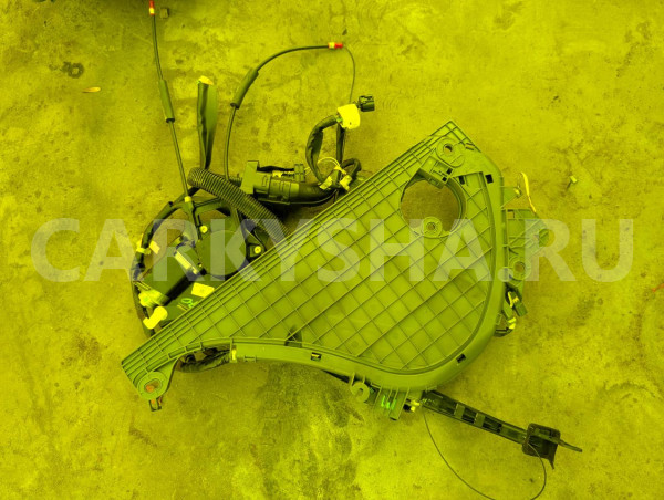 Доводчик двери Toyota Noah 