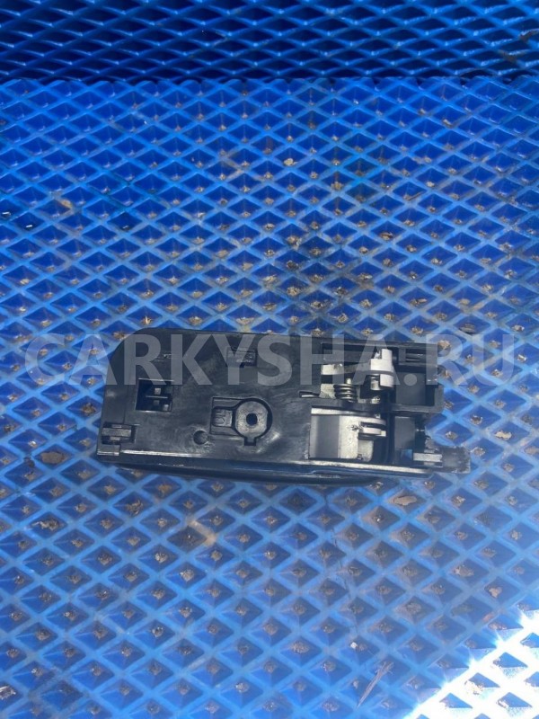 Ручка двери внутренняя Hyundai Sonata V рестайлинг (2007—2010) Hyundai Sonata оригинальный номер 83623NF000