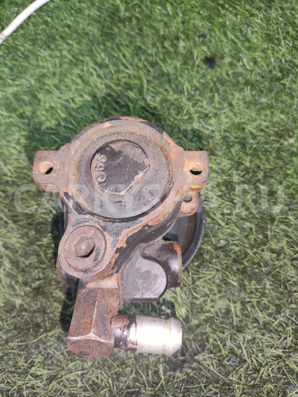 Насос гидроусилителя Ford Fiesta Mk4 1.3 Ford Fiesta оригинальный номер 1357997