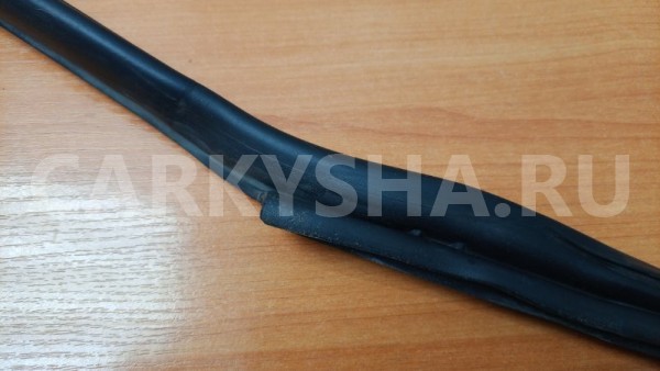 Уплотнитель двери передний левый Mitsubishi Mitsubishi Outlander 