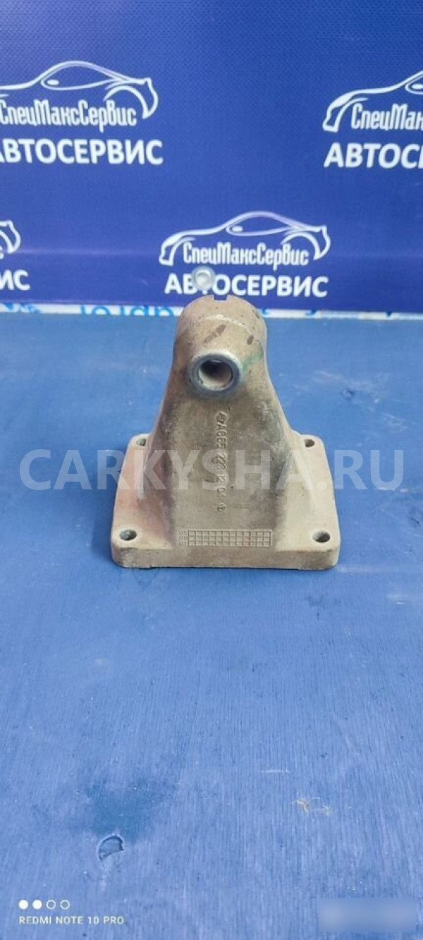 Кронштейн двигателя правый SsangYong Kyron Actyon Ssang Yong Actyon оригинальный номер 6652231204