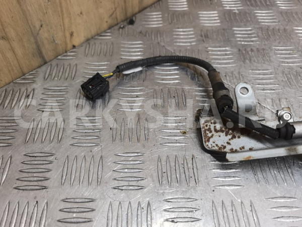 Датчик положения коленвала Honda Fit 
