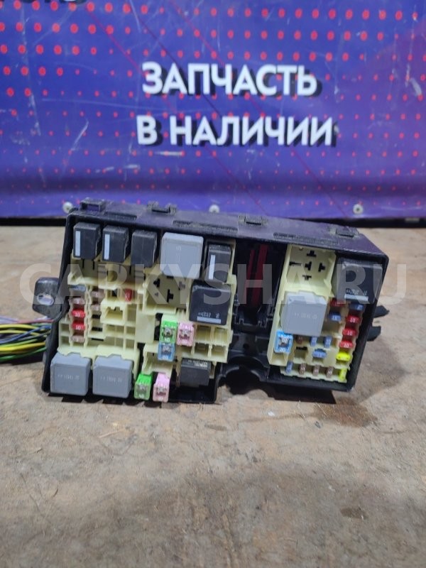 Блок предохранителей Volvo V40 2012-2016 14A142AA Volvo V40 