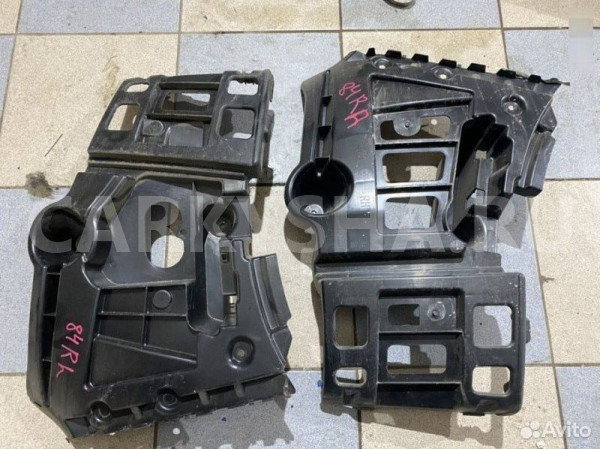 Кронштейн бампера задний BMW X1 E84 N46B20 2010 BMW X1 оригинальный номер 51 12 2 991 779