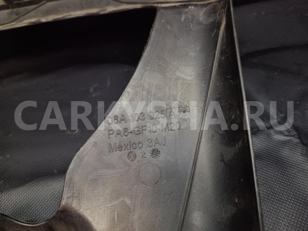 Декоративная крышка двигателя Volkswagen golf 06A103925AJ Volkswagen Golf 