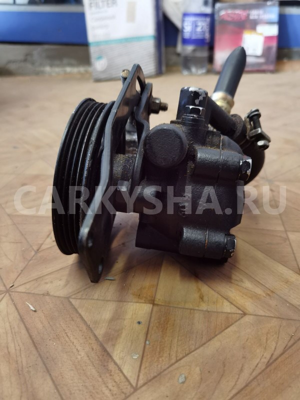 Насос ГУР Nissan Sunny 