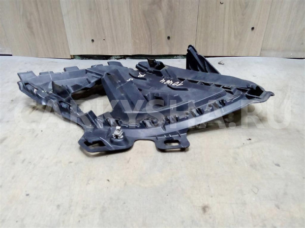 Рамка противотуманой фары правой Mazda Mazda 6 (GH) 2007-2012 Mazda 2 оригинальный номер GDK550C11