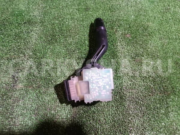 Переключатель стеклоочистителей Mazda 6 оригинальный номер GJ6E66128