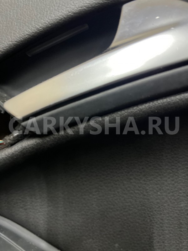 Обшивка двери передняя правая audi A5 8T CDNC Audi A5 