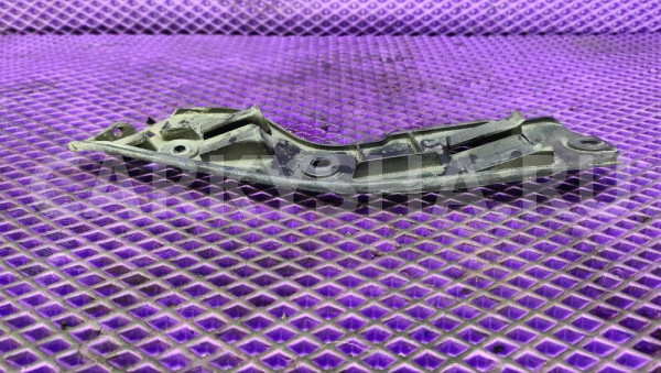 Крепление заднего бампера Volkswagen Touareg 1 Volkswagen Touareg оригинальный номер 7L6807394