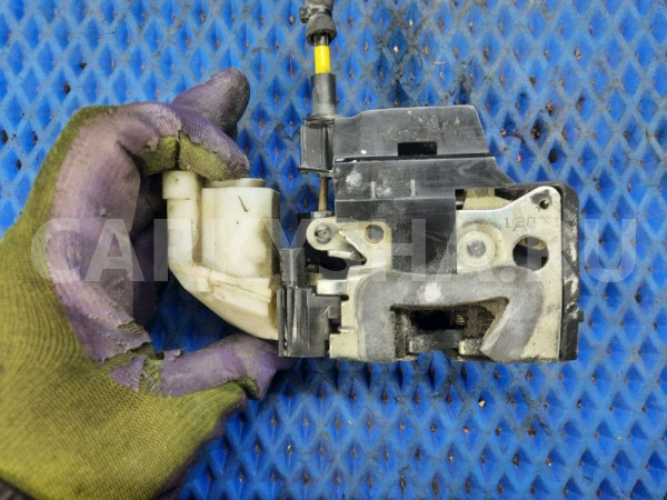Замок двери передней правой  FIAT Doblo 1 Fiat Doblo оригинальный номер 51843468