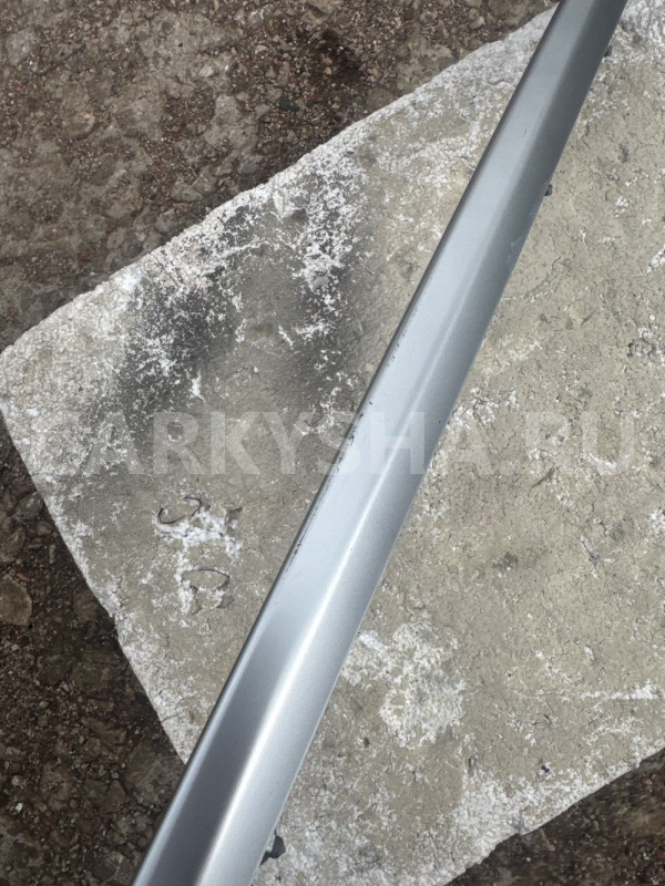 Молдинг двери багажника Land Rover Discovery Sport Land Rover Discovery оригинальный номер Fk7240406g