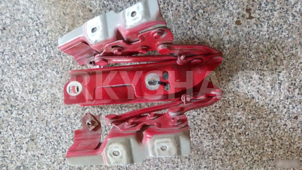 Петли капота Опель Астра Джей Astra J хетчбек Opel Astra оригинальный номер 13270788