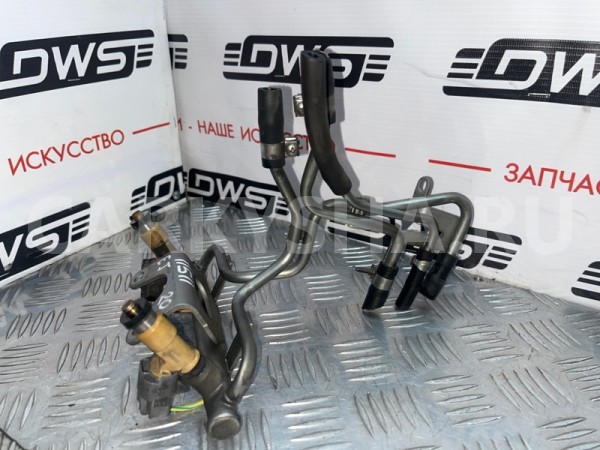 Форсунка топливная Subaru Outback 