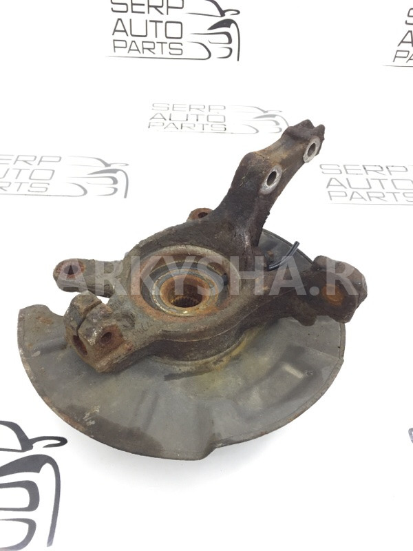 Поворотный кулак передний правый Suzuki SX 4 Suzuki SX4 
