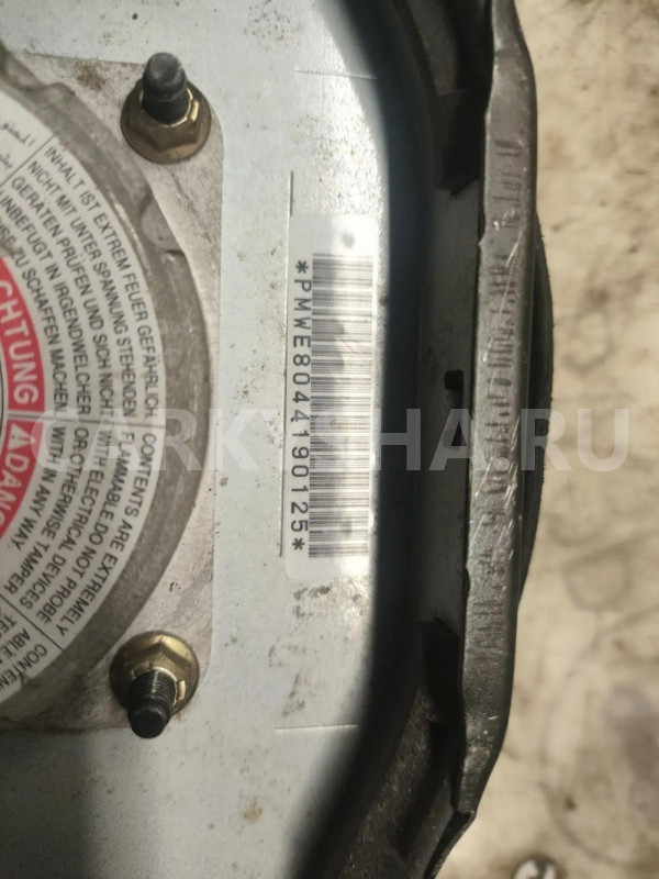 Подушка безопасности в руль  Nissan Wingroad Y11 Nissan AD 