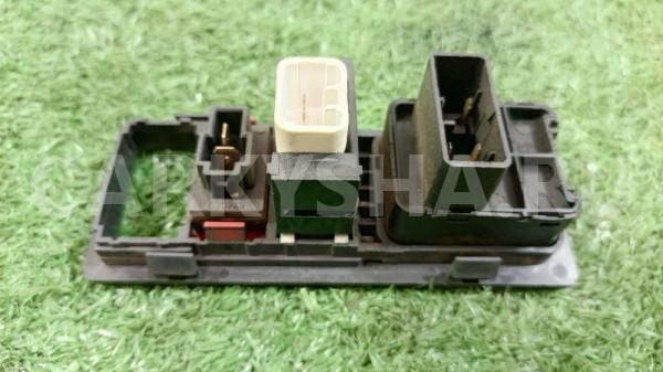 Блок управления зеркалами Geely MK I (2006—2013) Geely MK оригинальный номер 101702282800701