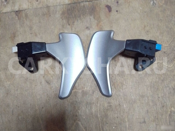 Подрулевые лепестки Toyota Corolla Auris Toyota Auris оригинальный номер 8461012020