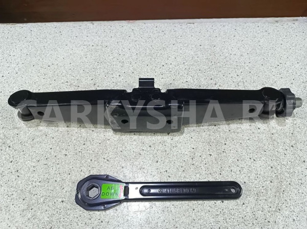 Домкрат Mercedes-Benz GLE-класс W166 (2015—2018) Mercedes-Benz GLE оригинальный номер a1665800118