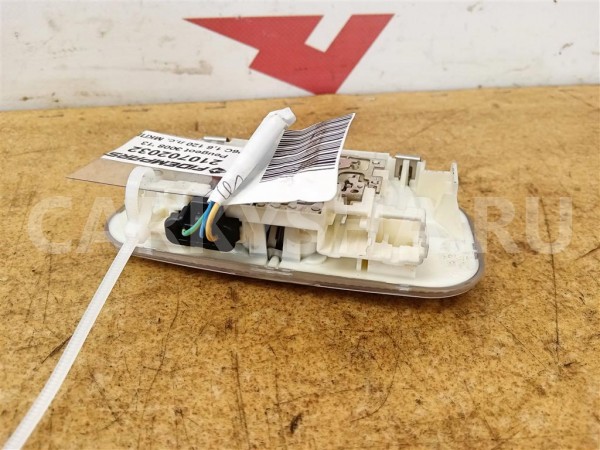 Название детали Плафон салона средний Модель Peugeot 308 Peugeot 308 оригинальный номер 6362 T9