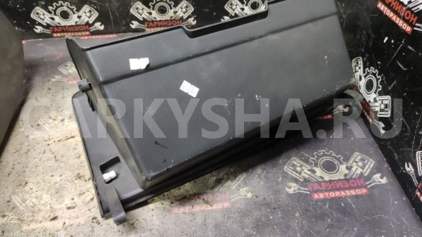 Бардачок Шевроле Авео Т300 Chevrolet Aveo оригинальный номер 95908951