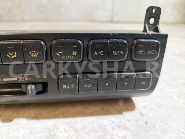 Блок управления климатической установкой Toyota Corona оригинальный номер 886502B330
