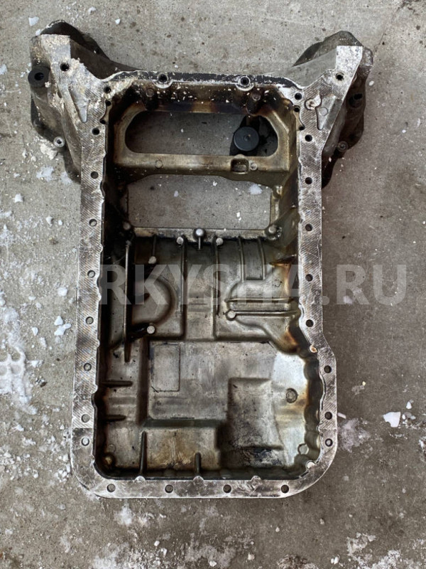 Поддон двигателя Mercedes-Benz E-Class W212 M272 Mercedes-Benz E-klasse оригинальный номер A2720142102