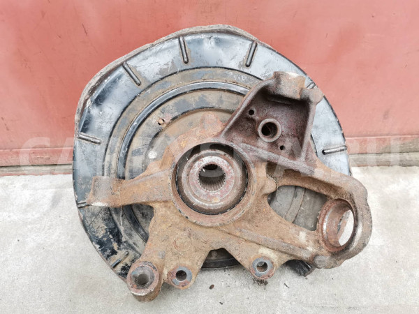 Кулак задний правый Mercedes-Benz M-класс W164 (2005—2008) Mercedes-Benz M-klasse оригинальный номер A1643501408