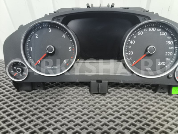 Панель приборов VW Touareg 2017 7P6920883L NF Volkswagen Touareg 