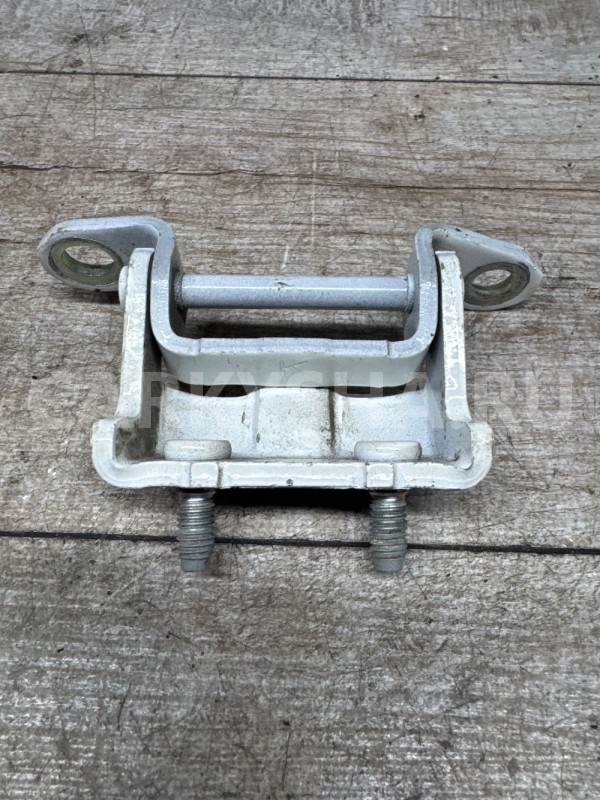 Петля двери задняя правая Nissan Qashqai J10 верх Nissan Qashqai оригинальный номер 82400AV630